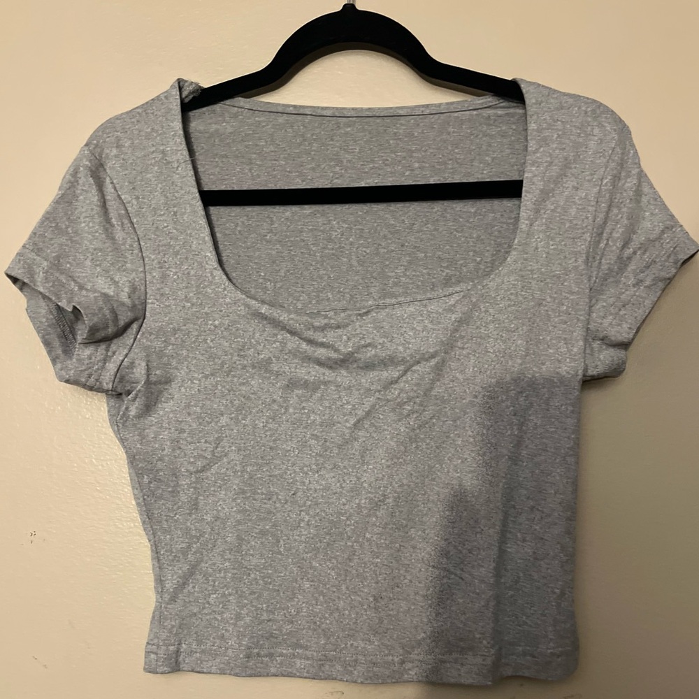 SHEIN Light Gray Crop Top